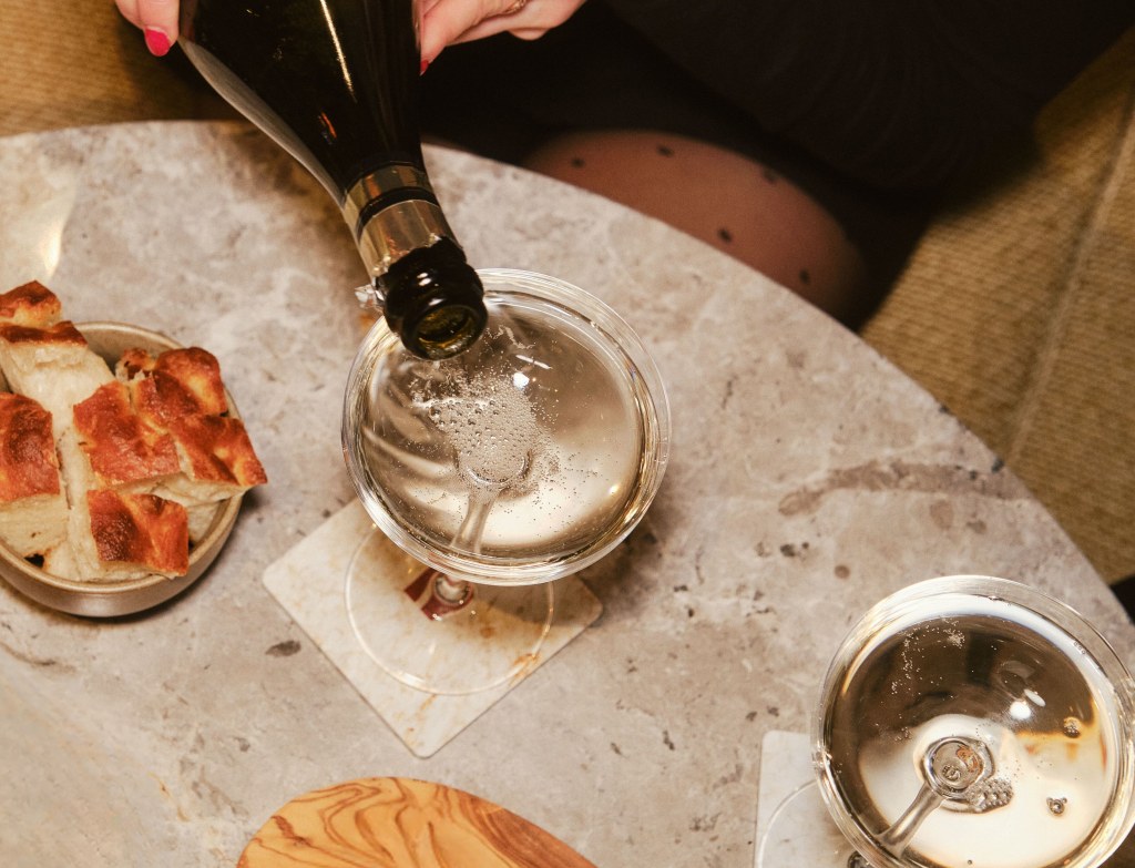 Prosecco & Pizza Parties